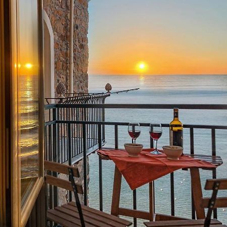 Tramonto Sul Mare Apartment Cefalu Bagian luar foto